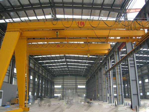 雙(shuang)主(zhu)樑半龍門(men)起(qi)重機_副(fu)本(ben)